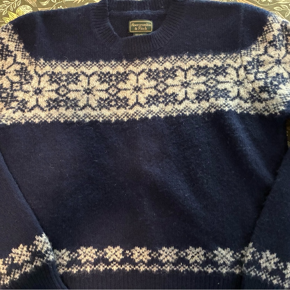 Vintage Late 90s Women’s Abercrombie & Fitch 100% Wool Navy Sweater Size M